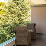 Private Seaside Morska With Pool In Baska Voda, Dalmatia, Croatia 别墅