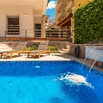 Private Seaside Morska With Pool In Baska Voda, Dalmatia, Croatia 别墅 巴什卡沃达