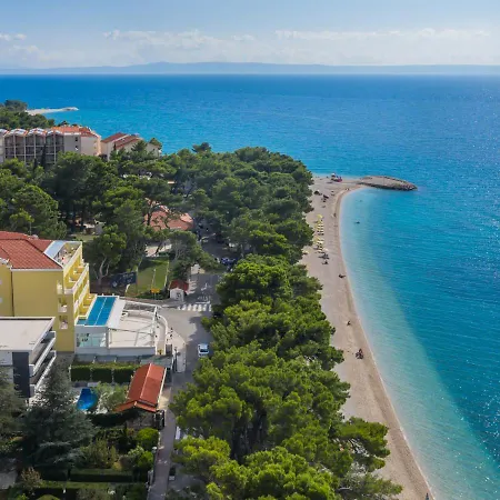 Villa Private Seaside Morska With Pool In Baska Voda, Dalmatia, Croatia *