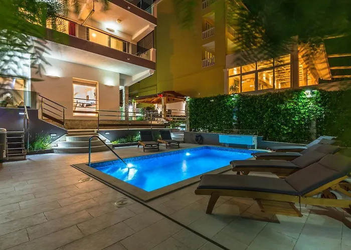 Private Seaside Morska With Pool In Baska Voda, Dalmatia, Croatia Villa