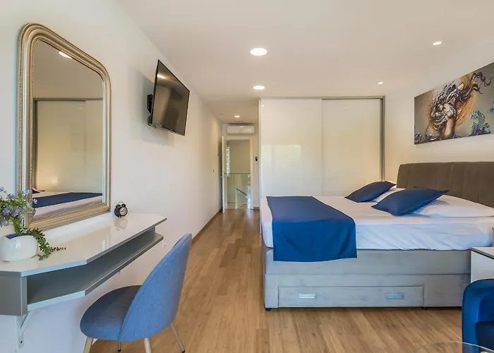 Private Seaside Morska With Pool In Baska Voda, Dalmatia, Croatia Villa Baška Voda